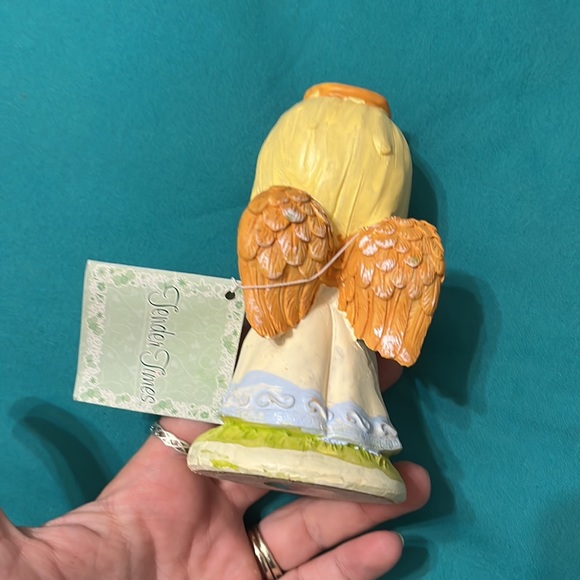 Tender Times Figurines Angel With Dog Figurine 4.75” Tall Detailed All Around - Picture 5 of 5